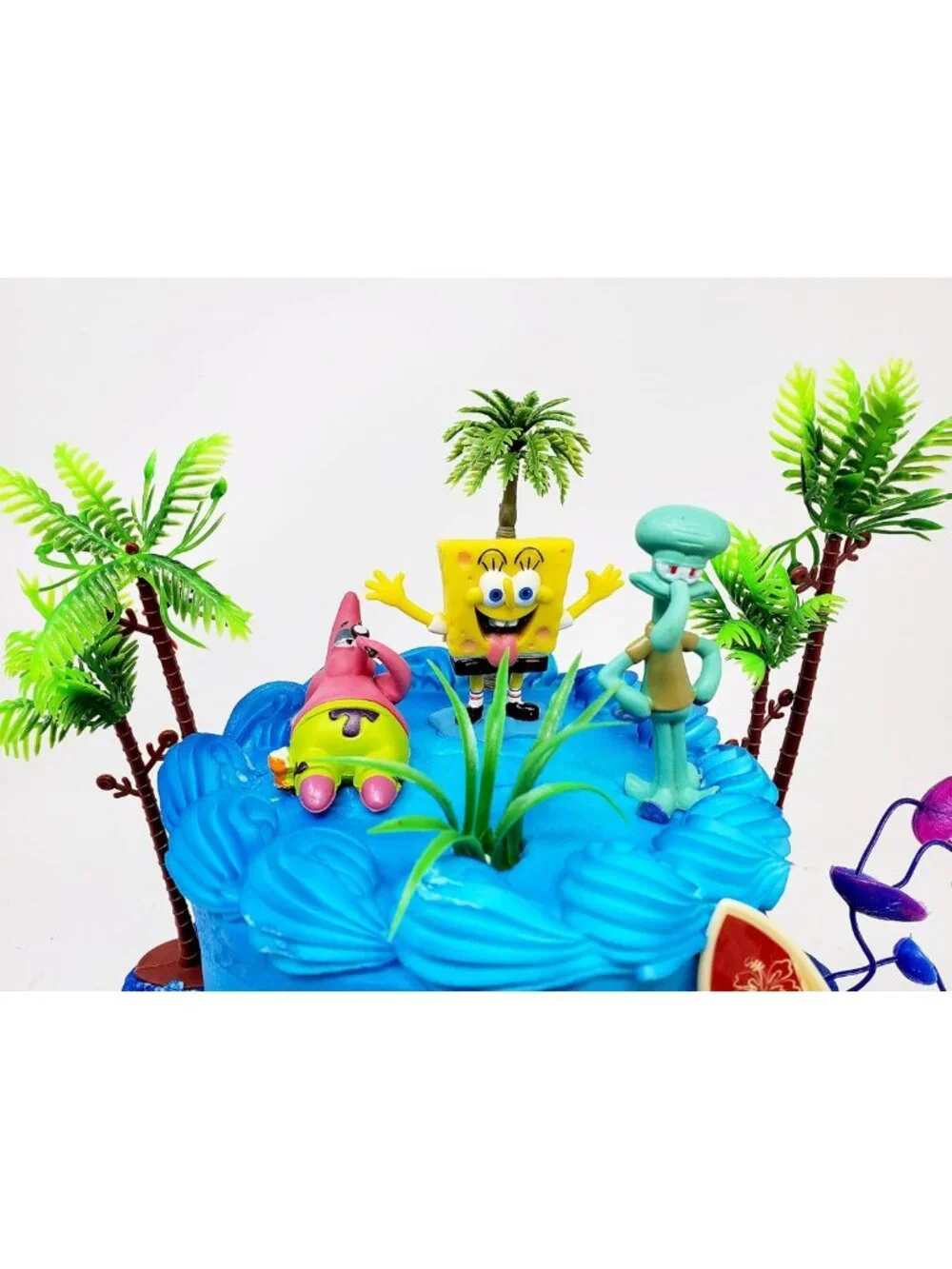 Colorful Spongebob Cake Topper Set for Birthday Parties - 12 Fun Figures